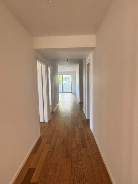 Prenájom bytu 4-izbový 113 m², Max-Planck-Straße 54, Bad Vilbel, Hesensko Prenájom bytu 4-izbový 113 m², Max-Planck-Straße 54, Bad Vilbel, Hesensko