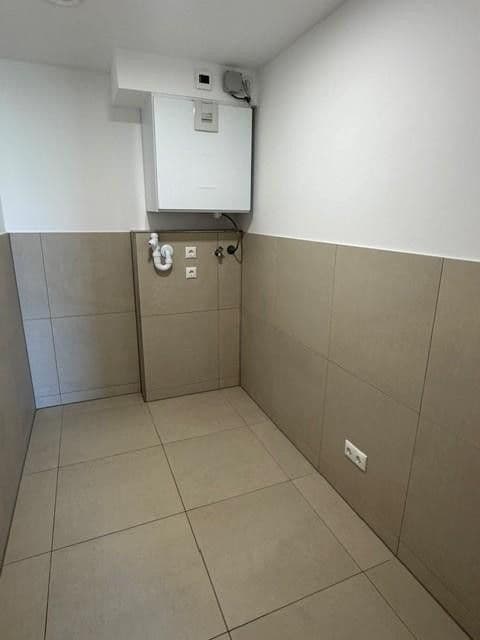 Prenájom bytu 4-izbový 113 m², Max-Planck-Straße 54, Bad Vilbel, Hesensko Prenájom bytu 4-izbový 113 m², Max-Planck-Straße 54, Bad Vilbel, Hesensko