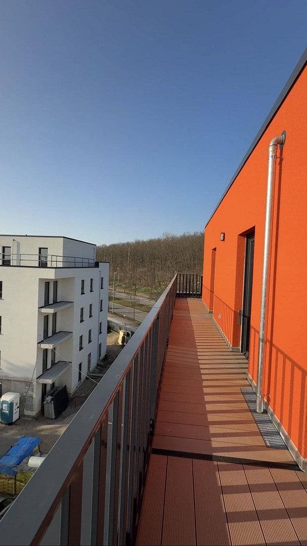 Prenájom bytu 3-izbový 89 m², Berlin, Berlín Prenájom bytu 3-izbový 89 m², Berlin, Berlín