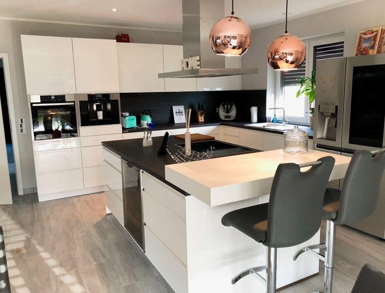 Predaj domu 175 m², pozemok 485 m², Vellmar, Hesensko Predaj domu 175 m², pozemok 485 m², Vellmar, Hesensko