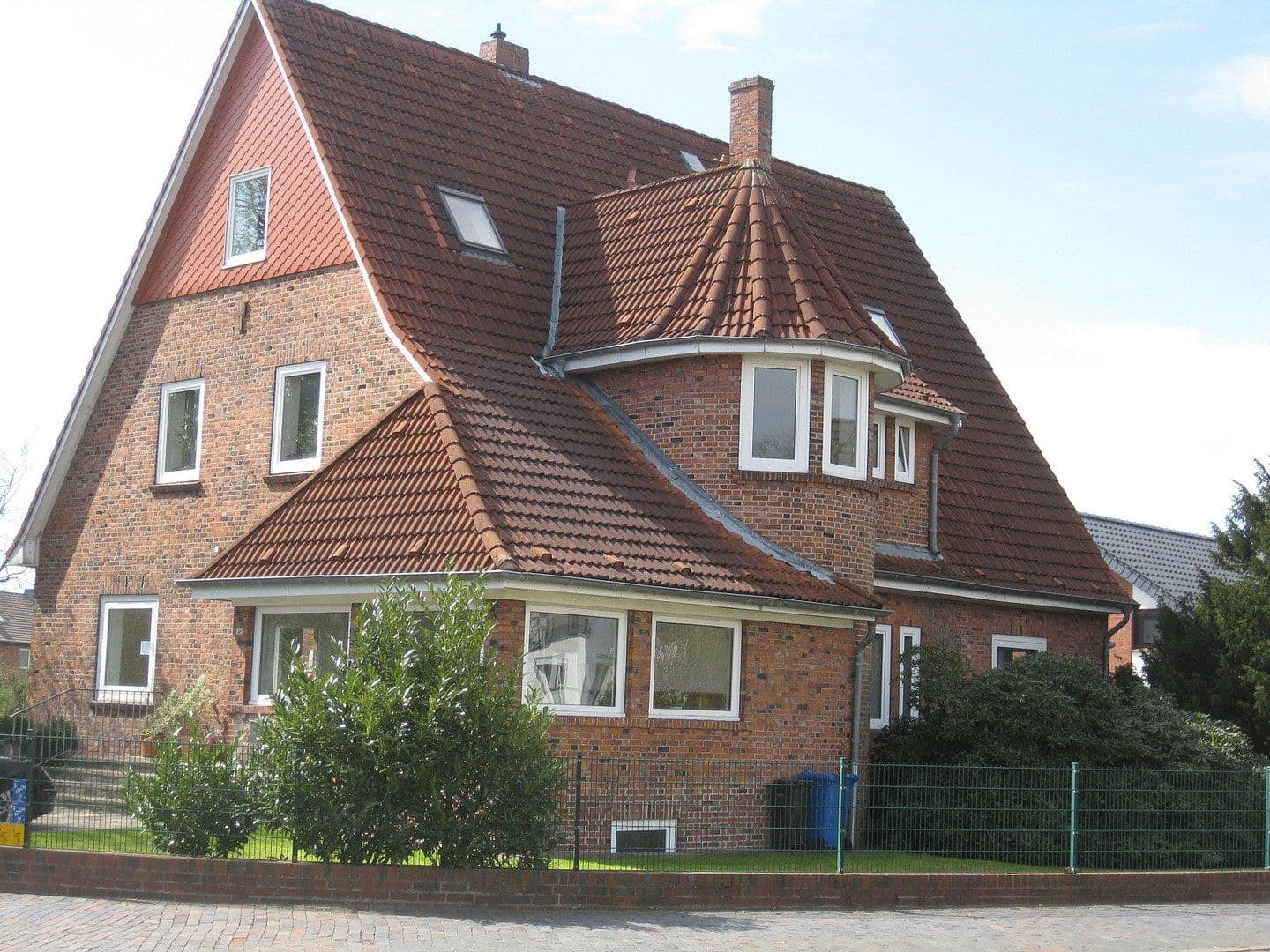 Prenájom bytu 3-izbový 135 m², Hamburg-Amerika-Straße 36, Cuxhaven, Dolné Sasko Prenájom bytu 3-izbový 135 m², Hamburg-Amerika-Straße 36, Cuxhaven, Dolné Sasko