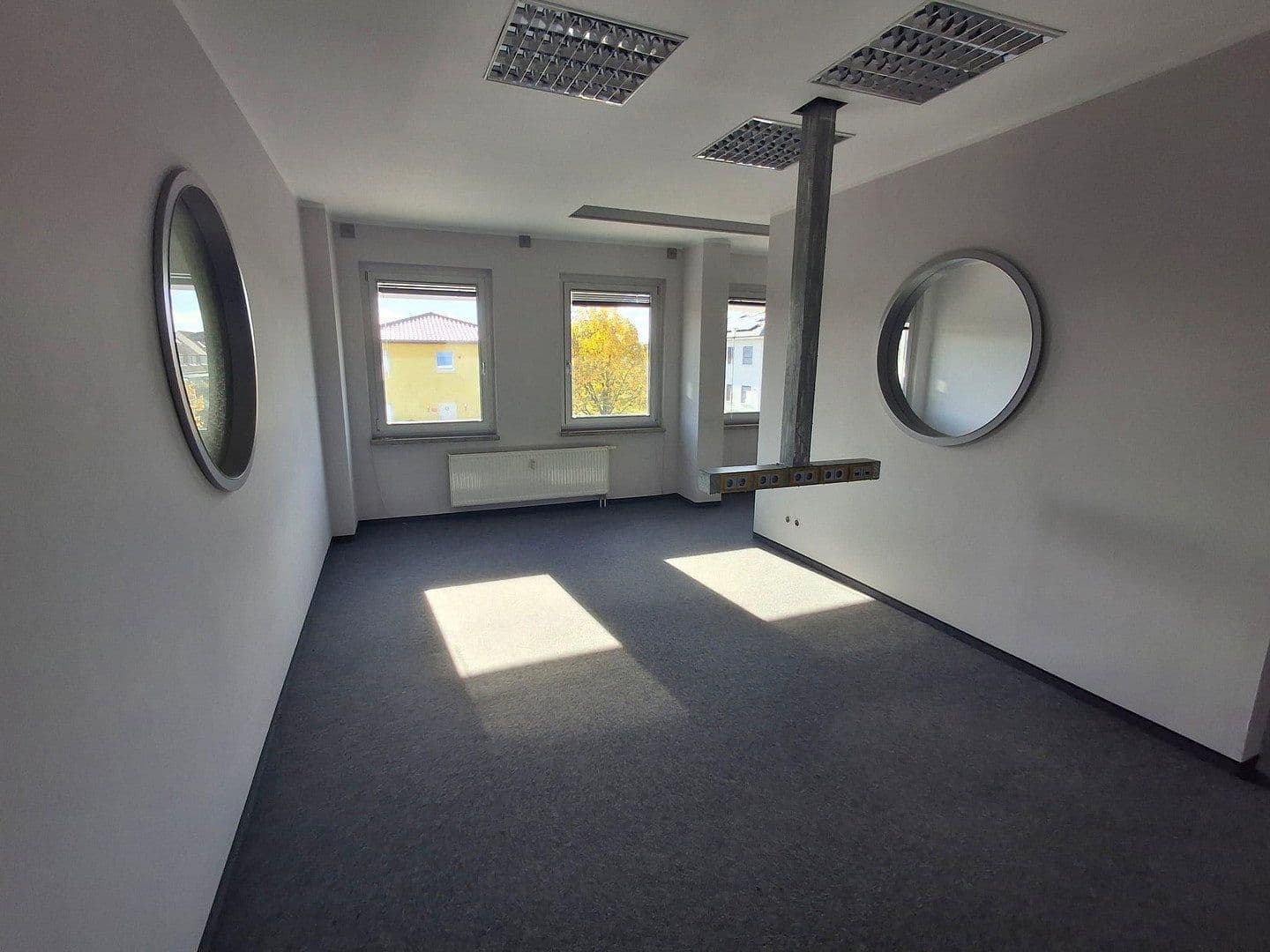 Prenájom kancelárie 30 m², Carenaallee 8, Hoppegarten, Brandenbursko Prenájom kancelárie 30 m², Carenaallee 8, Hoppegarten, Brandenbursko