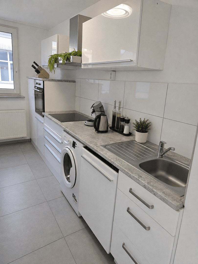 Prenájom bytu 3-izbový 81 m², Sternstr. 54, Krefeld, Severné Porýnie - Westfálsko Prenájom bytu 3-izbový 81 m², Sternstr. 54, Krefeld, Severné Porýnie - Westfálsko