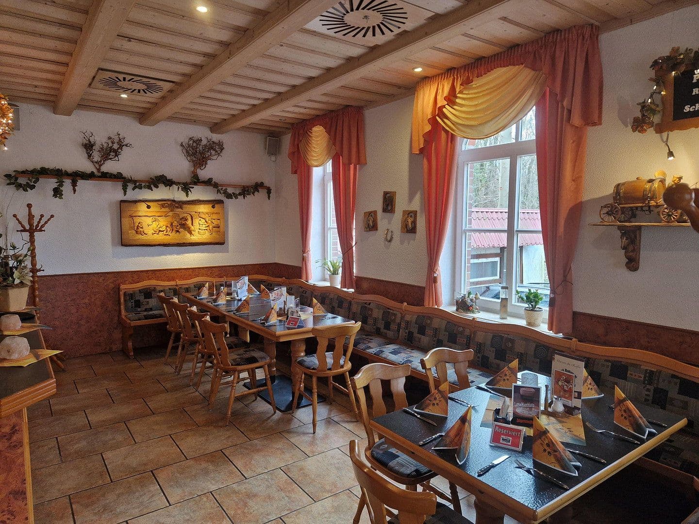 Predaj nebytového priestoru 2.200 m², Lützen, Sasko-Anhaltsko Predaj nebytového priestoru 2.200 m², Lützen, Sasko-Anhaltsko
