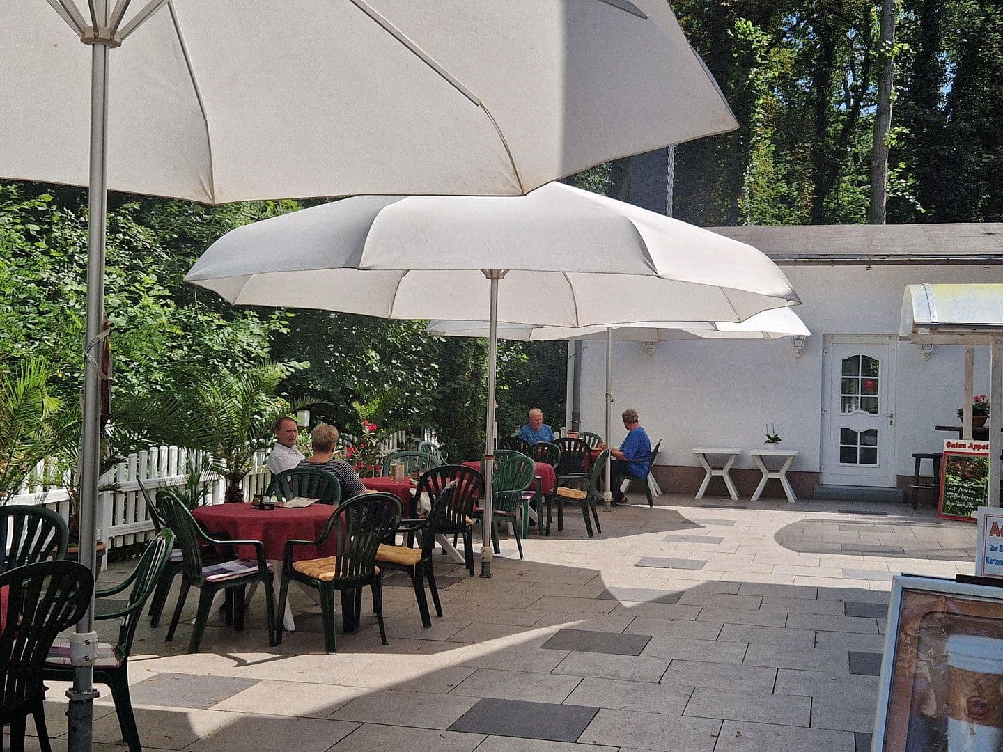 Predaj nebytového priestoru 2.200 m², Lützen, Sasko-Anhaltsko Predaj nebytového priestoru 2.200 m², Lützen, Sasko-Anhaltsko