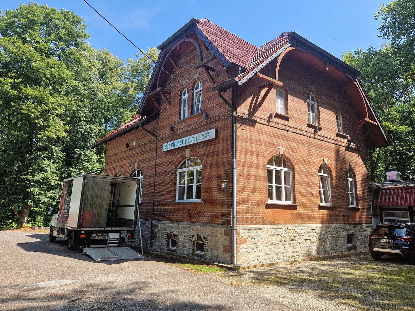 Predaj nebytového priestoru 2.200 m², Lützen, Sasko-Anhaltsko Predaj nebytového priestoru 2.200 m², Lützen, Sasko-Anhaltsko