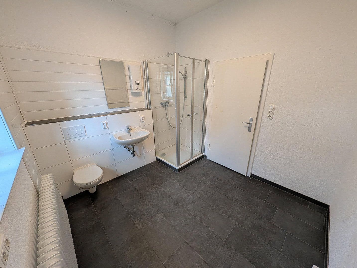 Predaj domu 350 m², pozemok 327 m², Neue Straße 11, Bad Münder am Deister, Dolné Sasko Predaj domu 350 m², pozemok 327 m², Neue Straße 11, Bad Münder am Deister, Dolné Sasko
