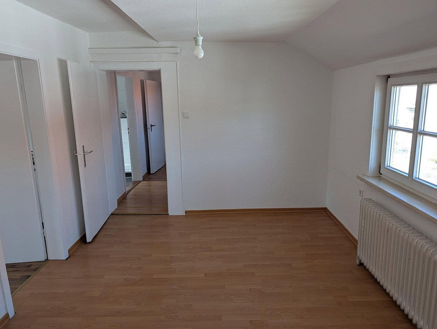 Predaj domu 350 m², pozemok 327 m², Neue Straße 11, Bad Münder am Deister, Dolné Sasko Predaj domu 350 m², pozemok 327 m², Neue Straße 11, Bad Münder am Deister, Dolné Sasko