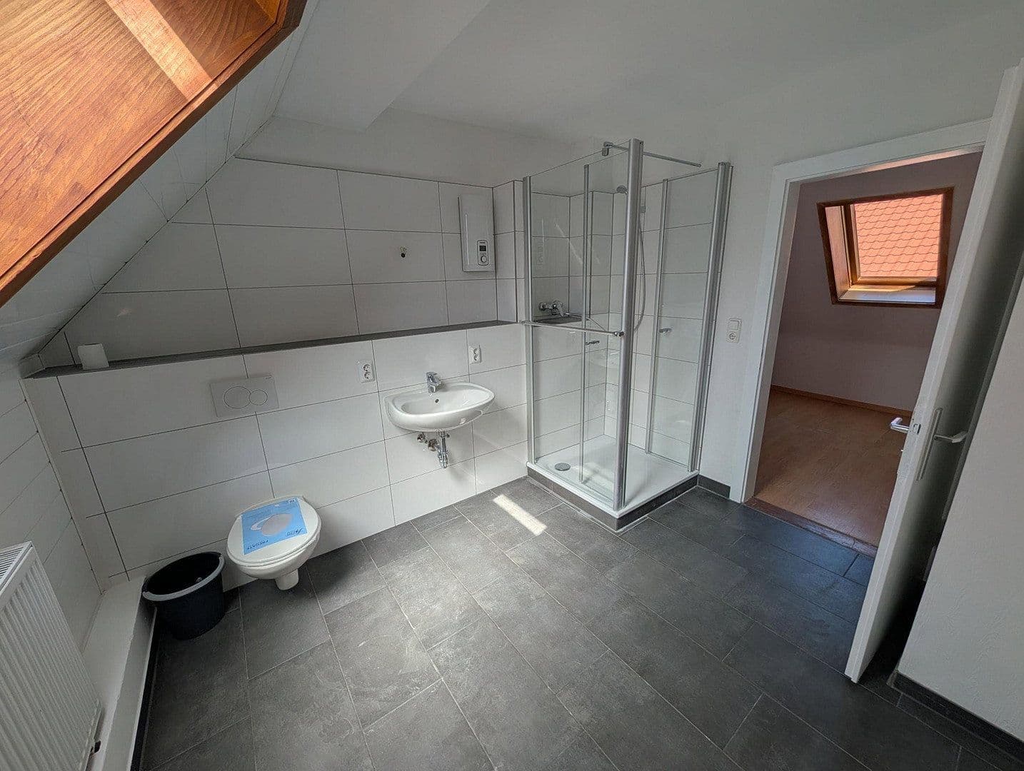 Predaj domu 350 m², pozemok 327 m², Neue Straße 11, Bad Münder am Deister, Dolné Sasko Predaj domu 350 m², pozemok 327 m², Neue Straße 11, Bad Münder am Deister, Dolné Sasko