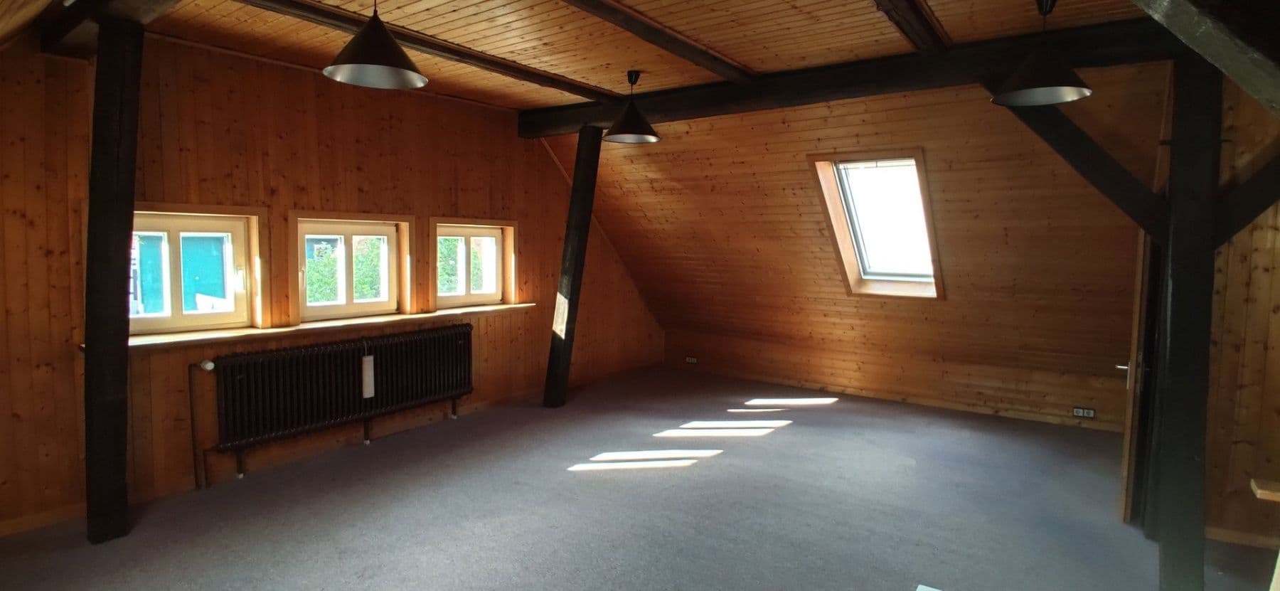 Predaj domu 350 m², pozemok 327 m², Neue Straße 11, Bad Münder am Deister, Dolné Sasko Predaj domu 350 m², pozemok 327 m², Neue Straße 11, Bad Münder am Deister, Dolné Sasko