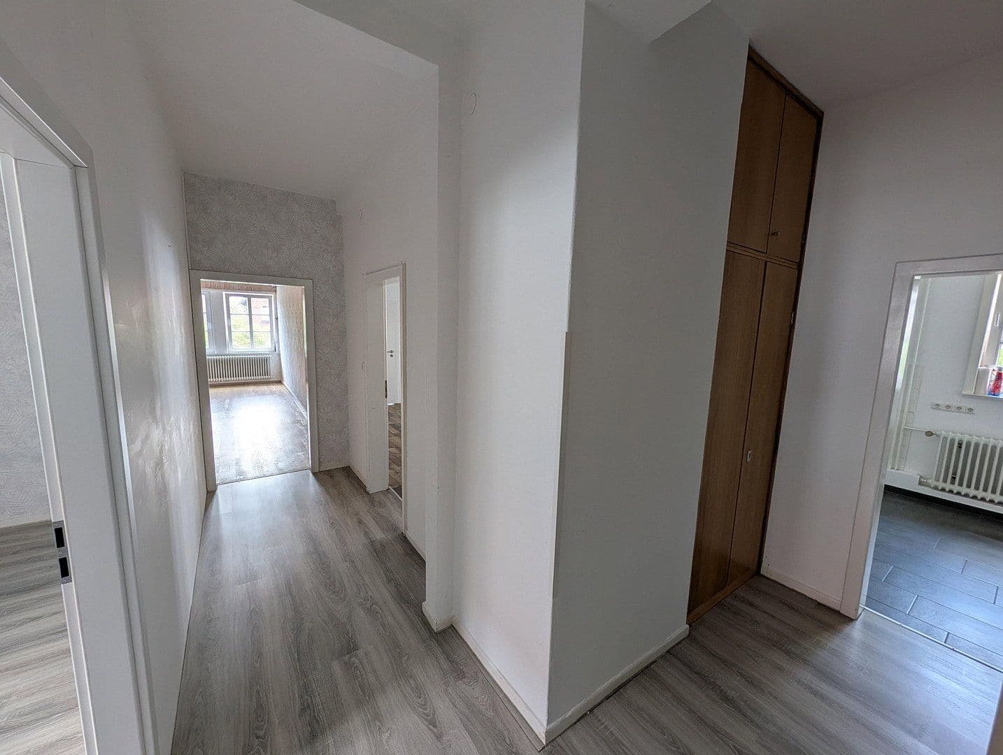 Predaj domu 350 m², pozemok 327 m², Neue Straße 11, Bad Münder am Deister, Dolné Sasko Predaj domu 350 m², pozemok 327 m², Neue Straße 11, Bad Münder am Deister, Dolné Sasko