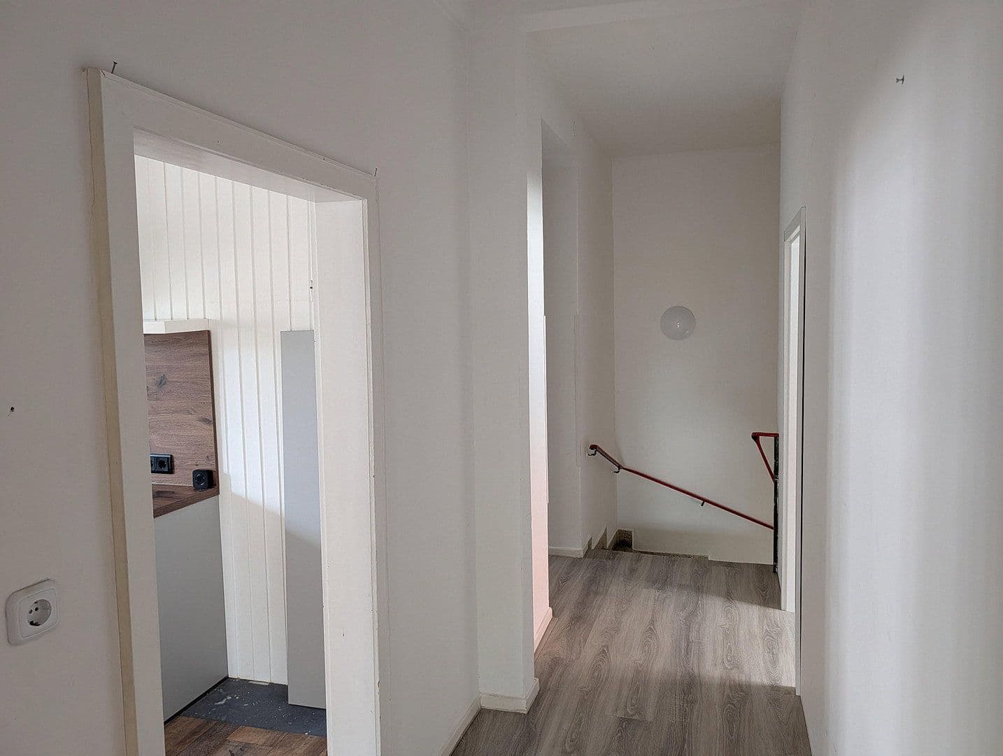 Predaj domu 350 m², pozemok 327 m², Neue Straße 11, Bad Münder am Deister, Dolné Sasko Predaj domu 350 m², pozemok 327 m², Neue Straße 11, Bad Münder am Deister, Dolné Sasko
