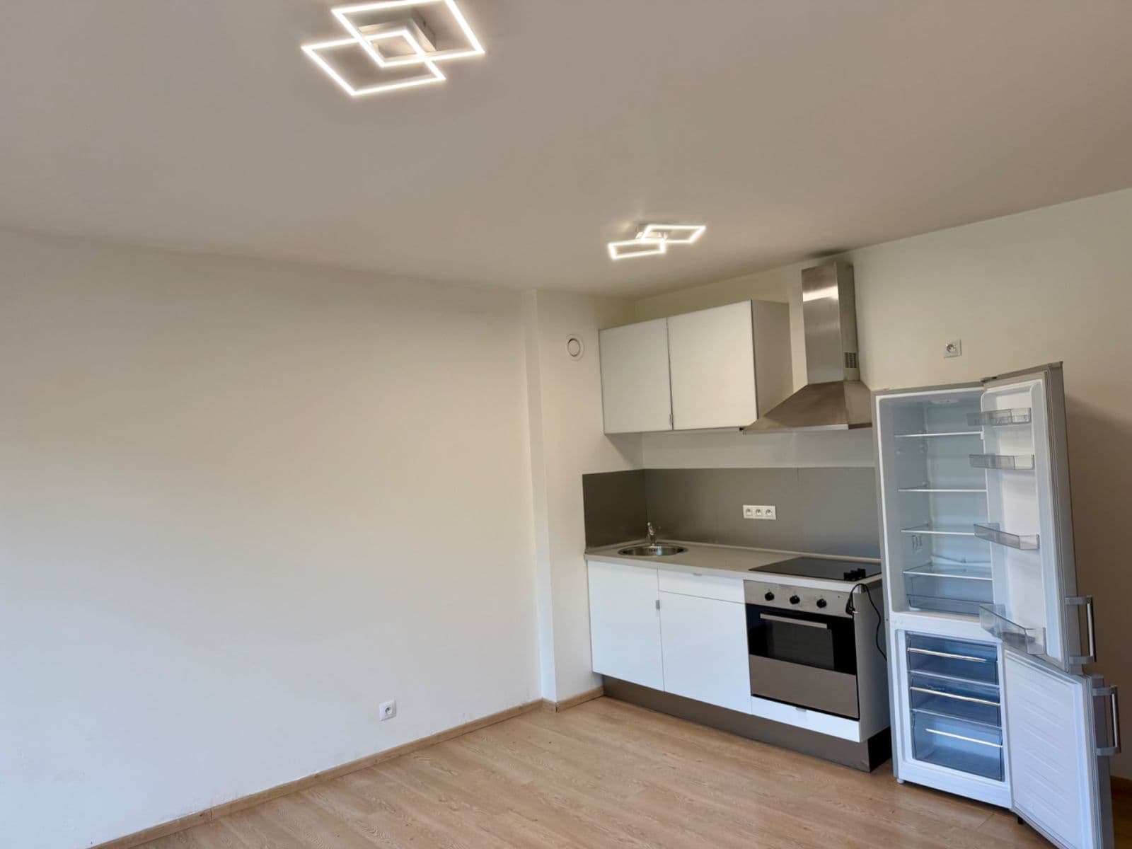 Predaj bytu 1-izbový 38 m², Nad Rokoskou, Praha, Praha Predaj bytu 1-izbový 38 m², Nad Rokoskou, Praha, Praha