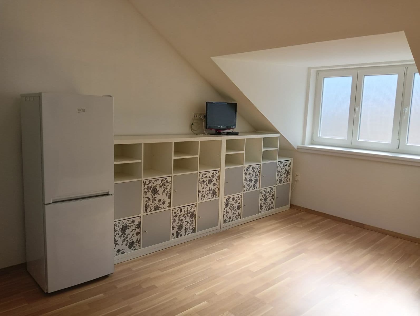Prenájom bytu 1-izbový 29 m², Brtnická, Praha, Praha Prenájom bytu 1-izbový 29 m², Brtnická, Praha, Praha