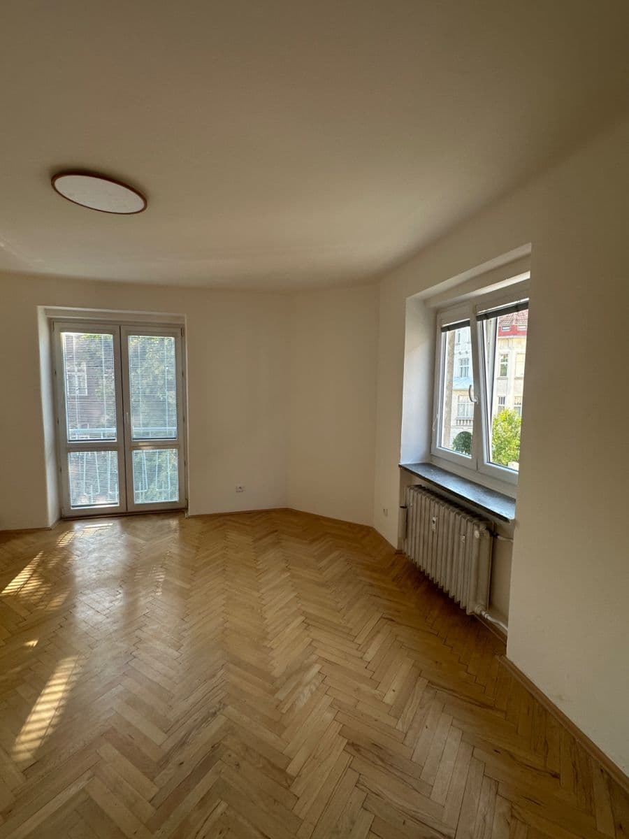Prenájom bytu 2-izbový 61 m², Vančurova, Olomouc, Olomoucký kraj Prenájom bytu 2-izbový 61 m², Vančurova, Olomouc, Olomoucký kraj