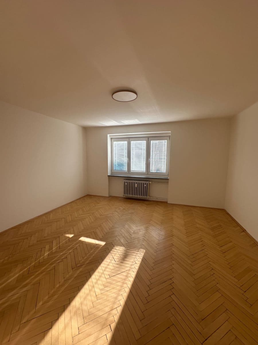 Prenájom bytu 2-izbový 61 m², Vančurova, Olomouc, Olomoucký kraj Prenájom bytu 2-izbový 61 m², Vančurova, Olomouc, Olomoucký kraj