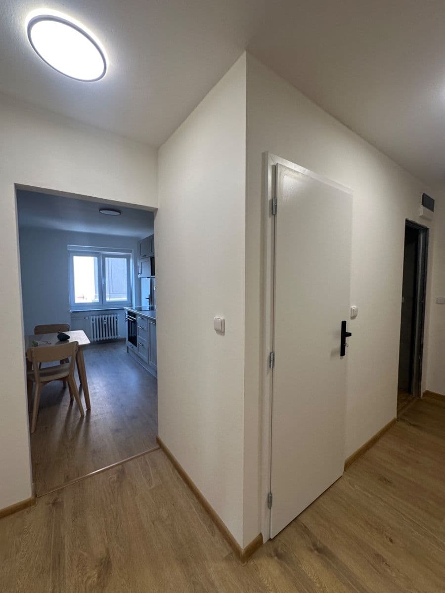 Prenájom bytu 2-izbový 61 m², Vančurova, Olomouc, Olomoucký kraj Prenájom bytu 2-izbový 61 m², Vančurova, Olomouc, Olomoucký kraj