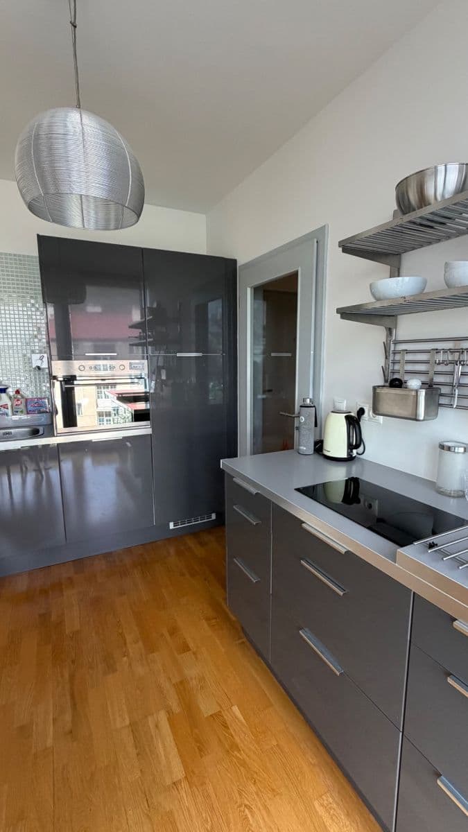 Prenájom bytu 1-izbový 30 m², U Michelského mlýna, Praha, Praha Prenájom bytu 1-izbový 30 m², U Michelského mlýna, Praha, Praha