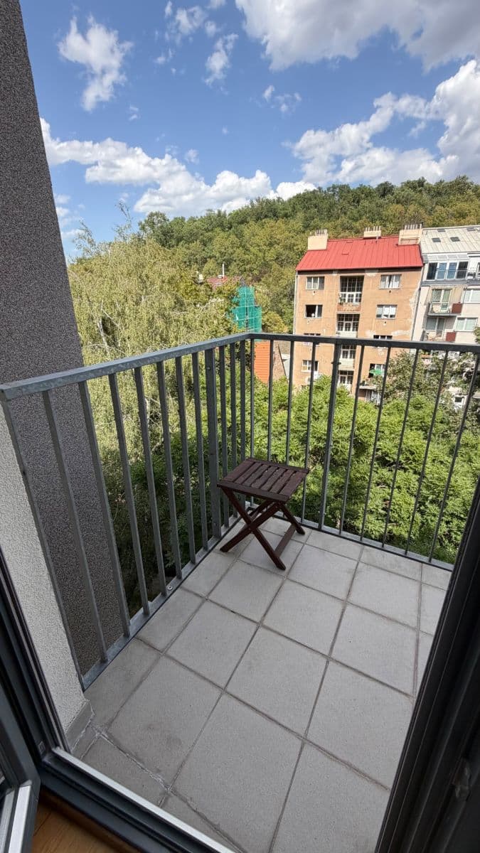 Prenájom bytu 1-izbový 30 m², U Michelského mlýna, Praha, Praha Prenájom bytu 1-izbový 30 m², U Michelského mlýna, Praha, Praha