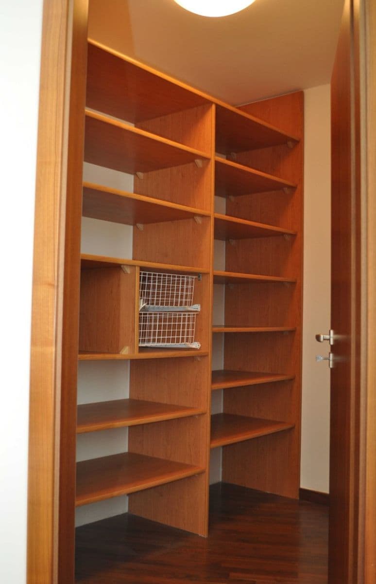 Prenájom bytu 2-izbový 87 m², Kvačalova, Ružinov, Bratislavský kraj Prenájom bytu 2-izbový 87 m², Kvačalova, Ružinov, Bratislavský kraj