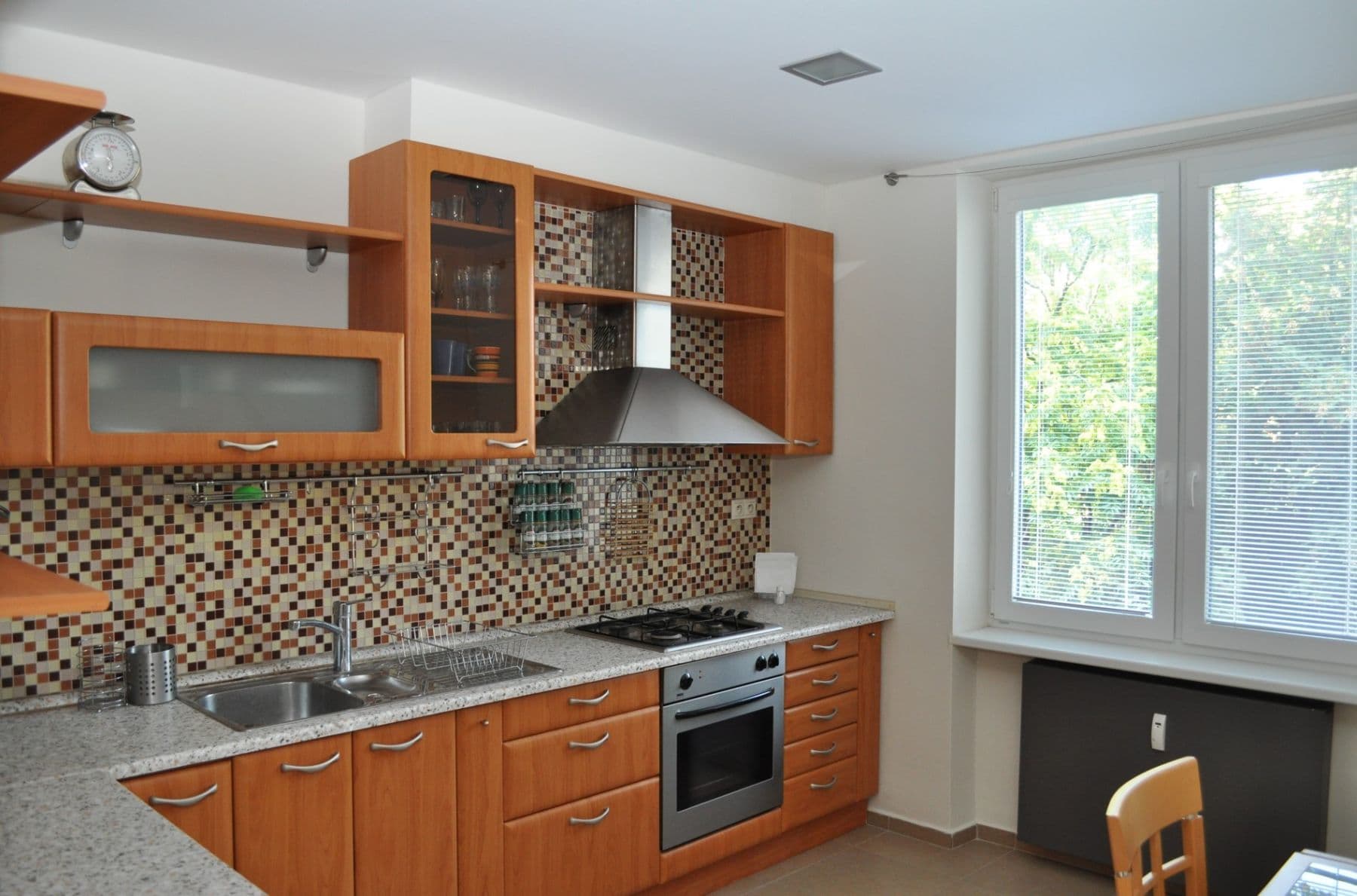 Prenájom bytu 2-izbový 87 m², Kvačalova, Ružinov, Bratislavský kraj Prenájom bytu 2-izbový 87 m², Kvačalova, Ružinov, Bratislavský kraj
