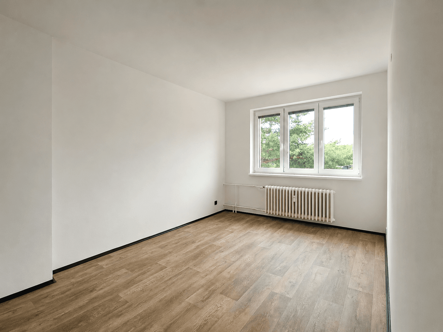 Prenájom bytu 2-izbový 53 m², Jabloňová, Chrudim, Pardubický kraj Prenájom bytu 2-izbový 53 m², Jabloňová, Chrudim, Pardubický kraj