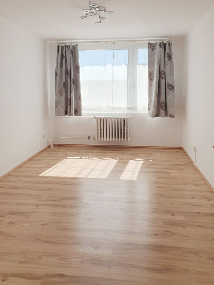 Prenájom bytu 2-izbový 47 m², Československé armády, Lysá nad Labem, Středočeský kraj Prenájom bytu 2-izbový 47 m², Československé armády, Lysá nad Labem, Středočeský kraj