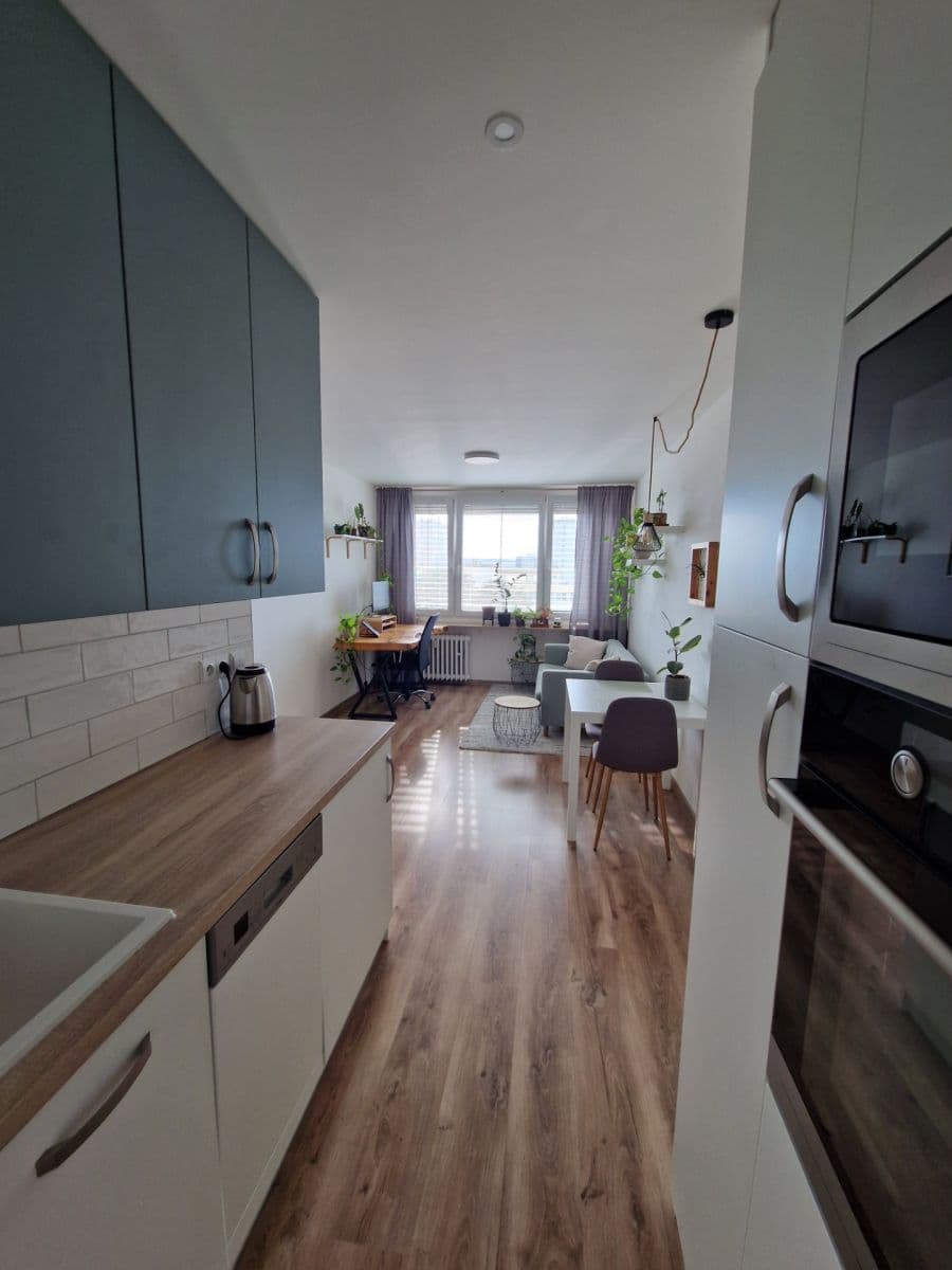 Prenájom bytu 2-izbový 41 m², Na Strži, Praha, Praha Prenájom bytu 2-izbový 41 m², Na Strži, Praha, Praha
