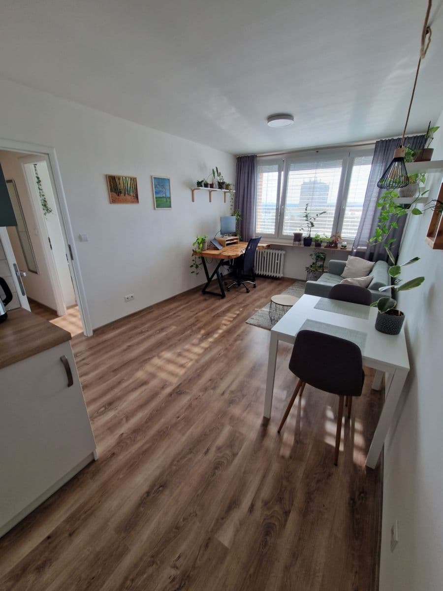 Prenájom bytu 2-izbový 41 m², Na Strži, Praha, Praha Prenájom bytu 2-izbový 41 m², Na Strži, Praha, Praha