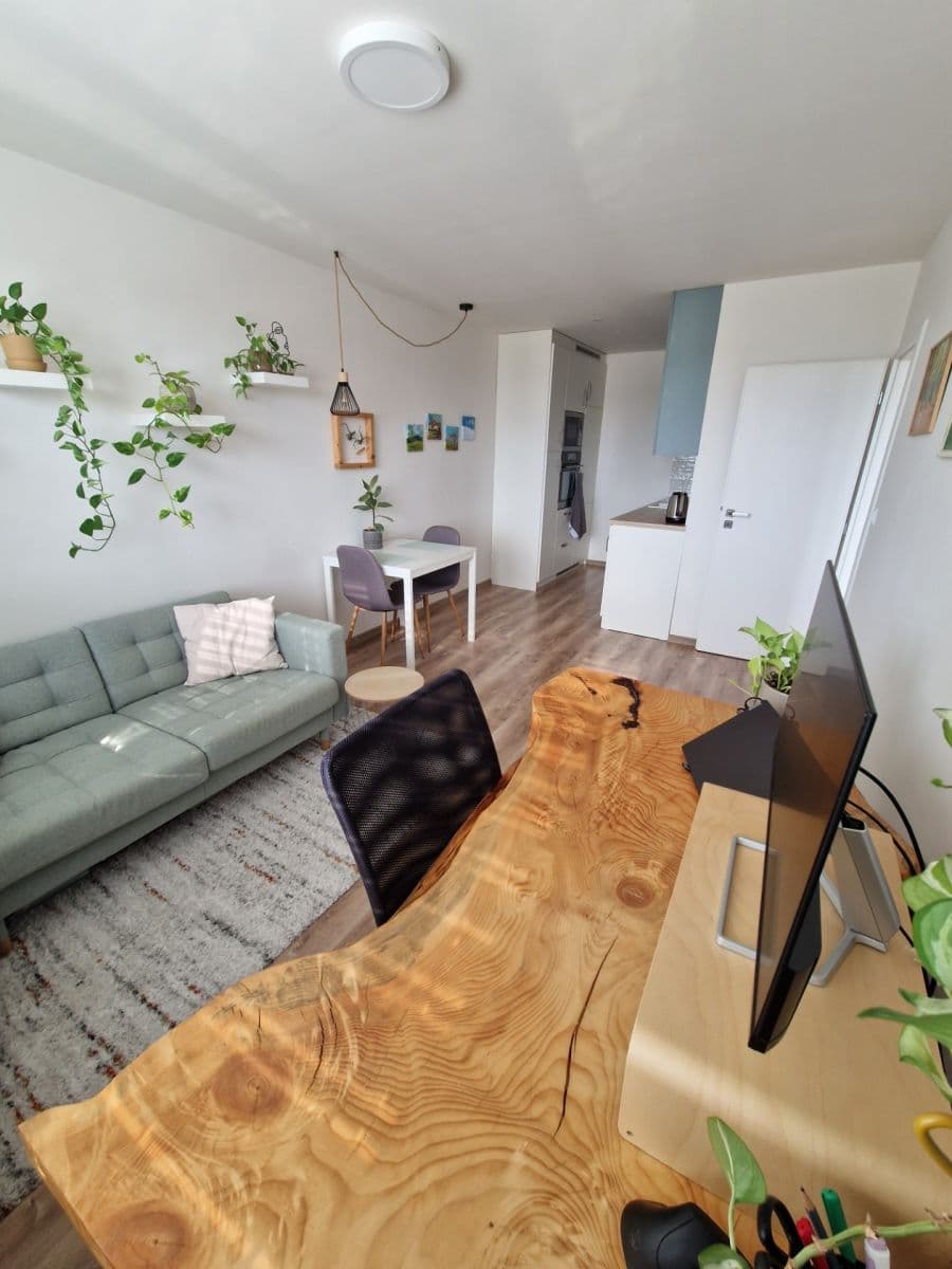 Prenájom bytu 2-izbový 41 m², Na Strži, Praha, Praha Prenájom bytu 2-izbový 41 m², Na Strži, Praha, Praha