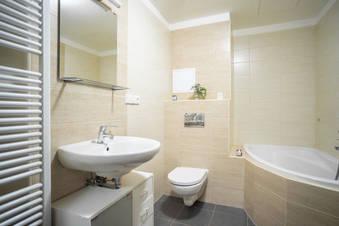 Prenájom bytu 2-izbový 55 m², Špačková, Plzeň, Plzeňský kraj Prenájom bytu 2-izbový 55 m², Špačková, Plzeň, Plzeňský kraj