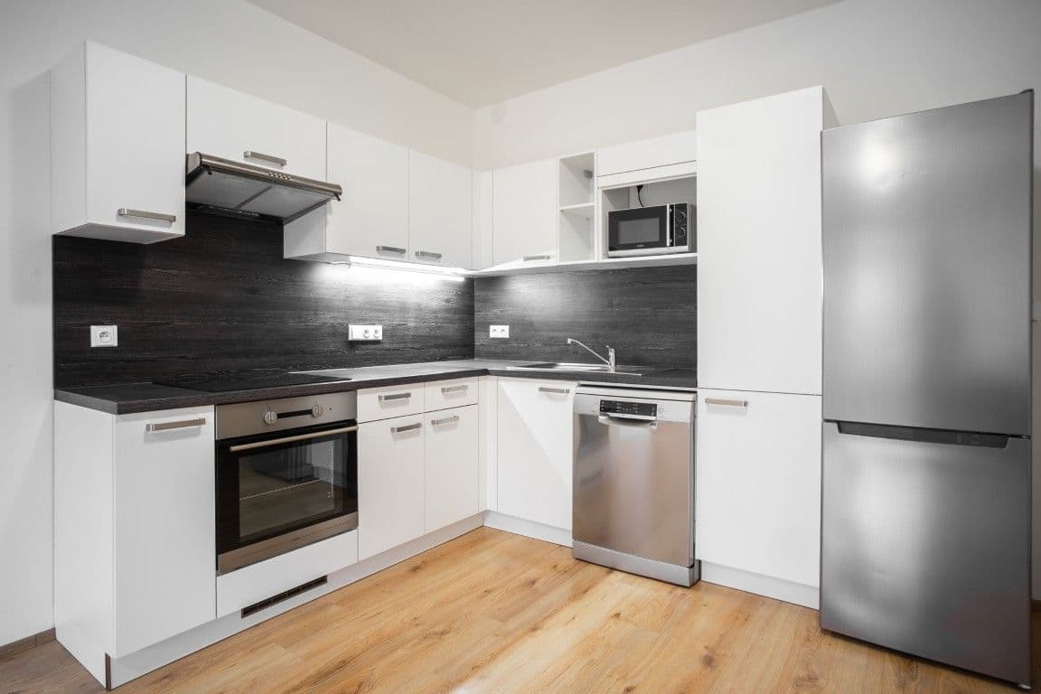 Prenájom bytu 2-izbový 55 m², Špačková, Plzeň, Plzeňský kraj Prenájom bytu 2-izbový 55 m², Špačková, Plzeň, Plzeňský kraj