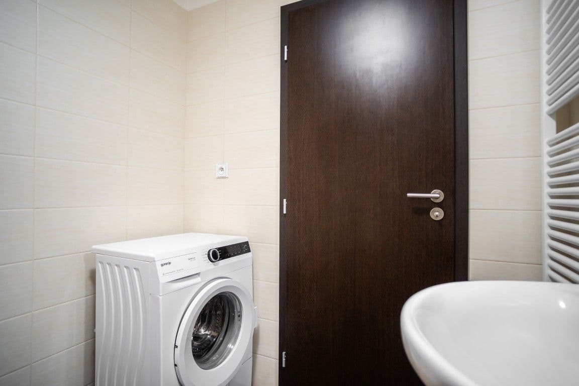 Prenájom bytu 2-izbový 55 m², Špačková, Plzeň, Plzeňský kraj Prenájom bytu 2-izbový 55 m², Špačková, Plzeň, Plzeňský kraj