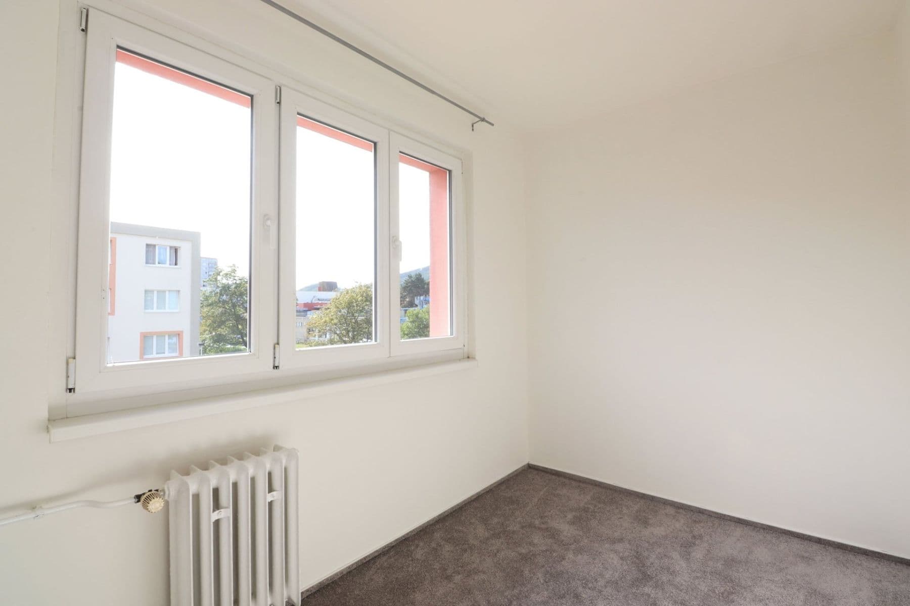 Prenájom bytu 2-izbový 34 m², Švermova, Beroun, Středočeský kraj Prenájom bytu 2-izbový 34 m², Švermova, Beroun, Středočeský kraj