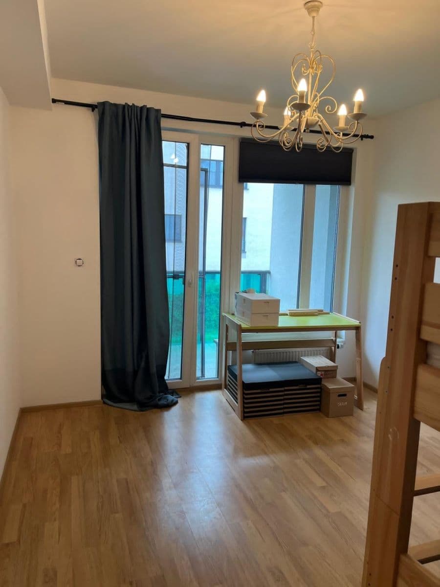 Prenájom bytu 3-izbový 68 m², Nepomuckých, Praha, Praha Prenájom bytu 3-izbový 68 m², Nepomuckých, Praha, Praha