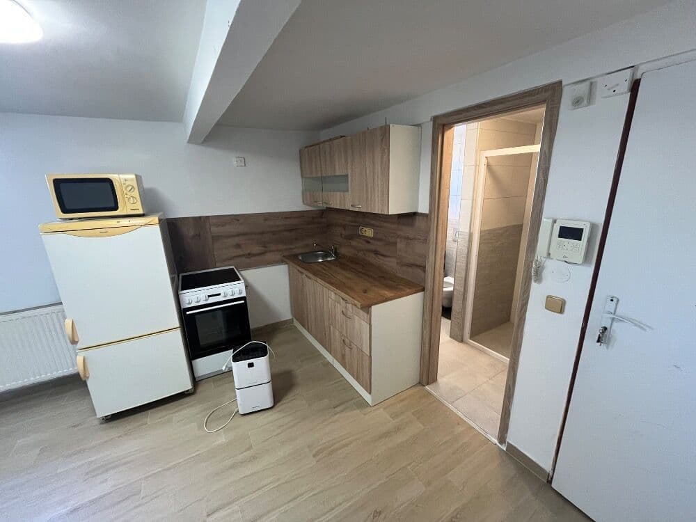 Prenájom bytu 1-izbový 21 m², Luční, Mladá Boleslav, Středočeský kraj Prenájom bytu 1-izbový 21 m², Luční, Mladá Boleslav, Středočeský kraj
