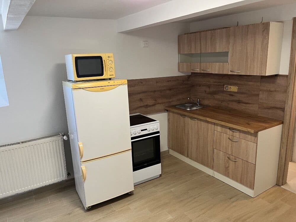 Prenájom bytu 1-izbový 21 m², Luční, Mladá Boleslav, Středočeský kraj Prenájom bytu 1-izbový 21 m², Luční, Mladá Boleslav, Středočeský kraj