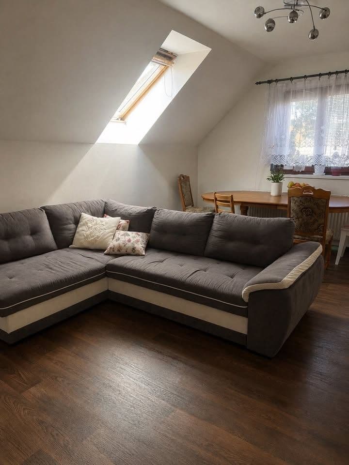 Prenájom bytu 4-izbový 74 m², Politických vězňů, Horoměřice, Středočeský kraj Prenájom bytu 4-izbový 74 m², Politických vězňů, Horoměřice, Středočeský kraj