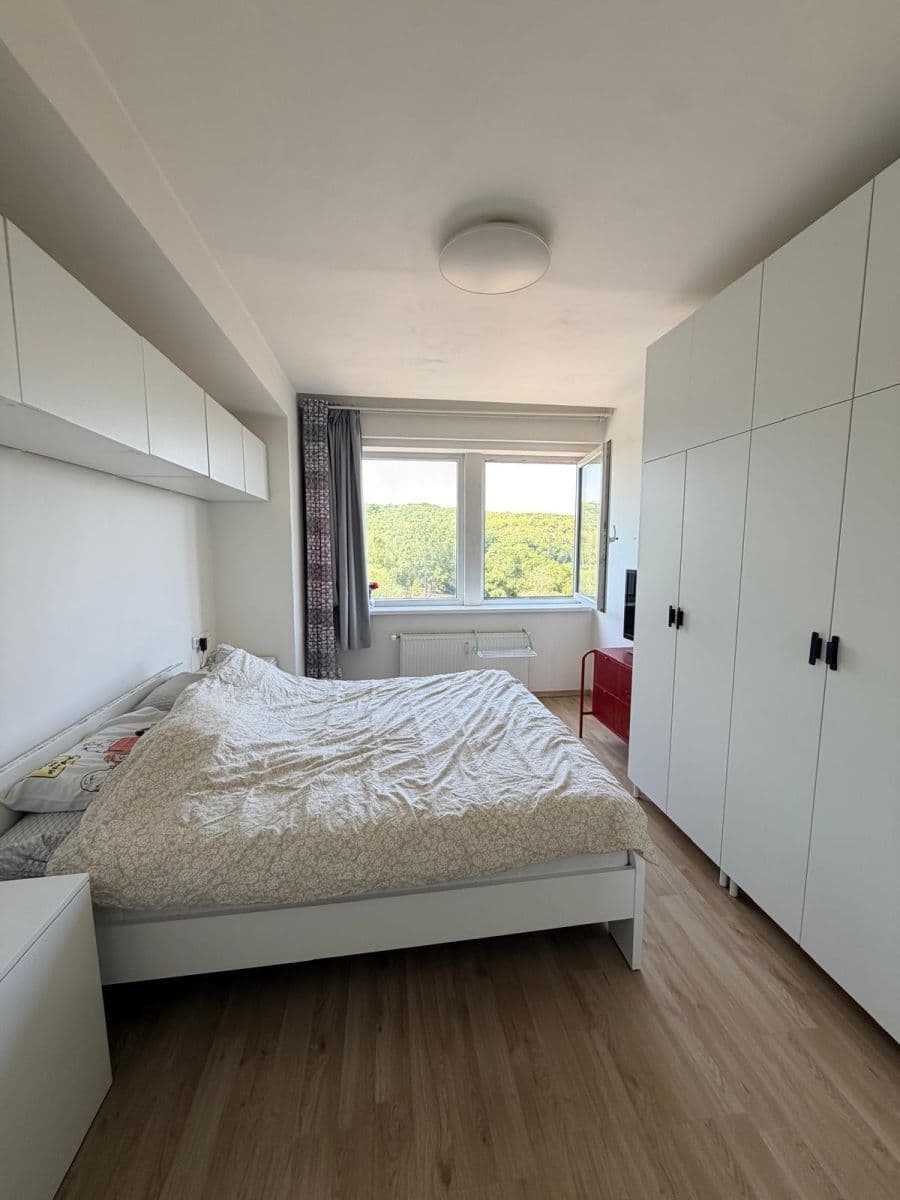 Prenájom bytu 2-izbový 55 m², Peroutkova, Praha, Praha Prenájom bytu 2-izbový 55 m², Peroutkova, Praha, Praha