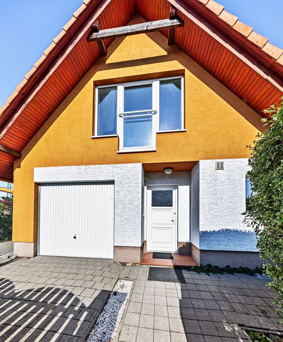 Predaj domu 230 m², pozemok 492 m², Přední, Zvole, Středočeský kraj Predaj domu 230 m², pozemok 492 m², Přední, Zvole, Středočeský kraj