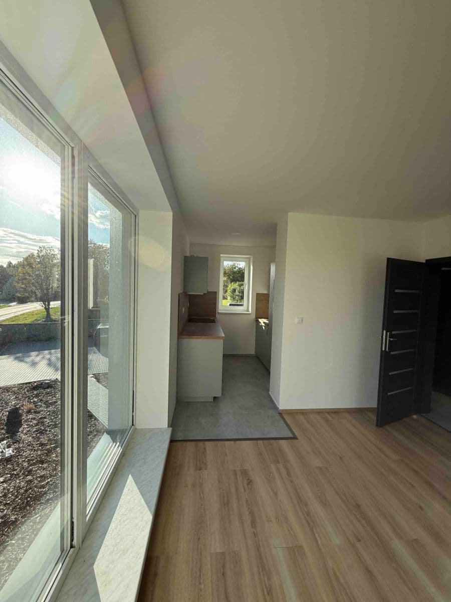 Prenájom bytu 2-izbový 50 m², Průběžná, Bobnice, Středočeský kraj Prenájom bytu 2-izbový 50 m², Průběžná, Bobnice, Středočeský kraj