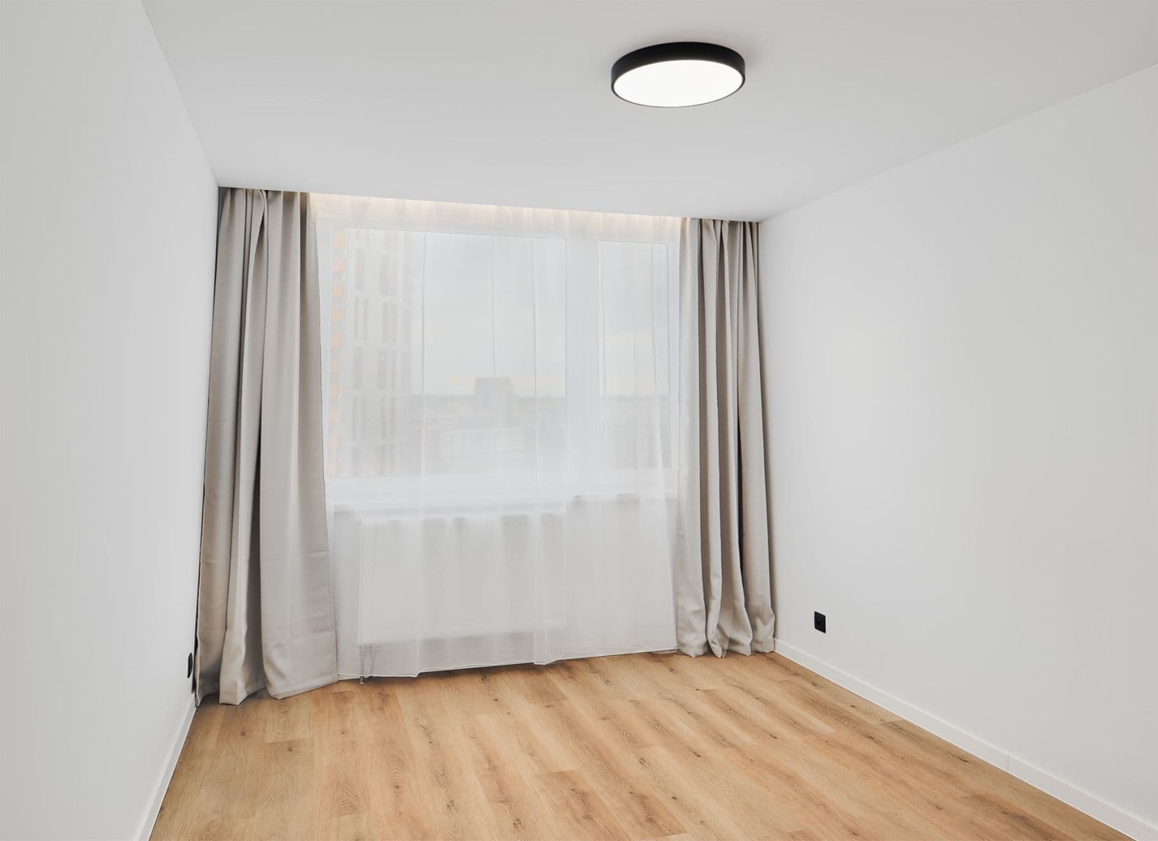 Predaj bytu 4-izbový 78 m², Hlavní, Praha, Praha Predaj bytu 4-izbový 78 m², Hlavní, Praha, Praha