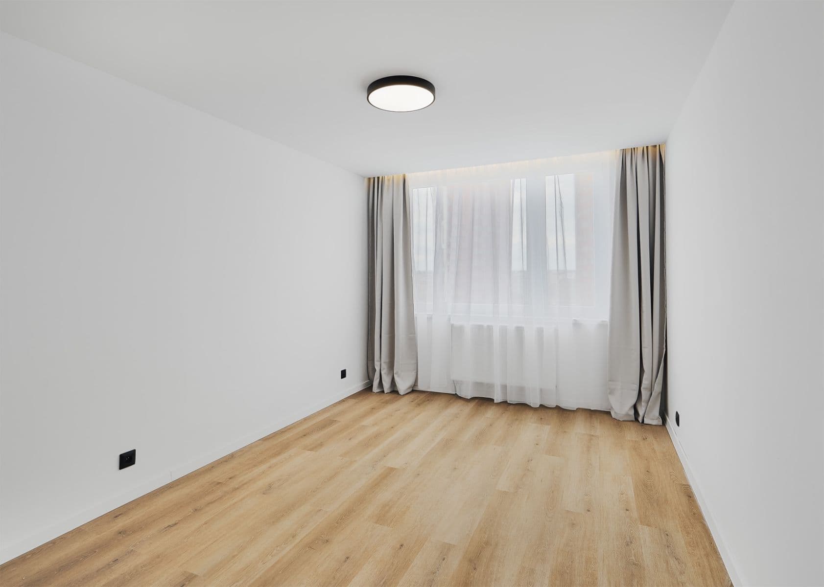 Predaj bytu 4-izbový 78 m², Hlavní, Praha, Praha Predaj bytu 4-izbový 78 m², Hlavní, Praha, Praha