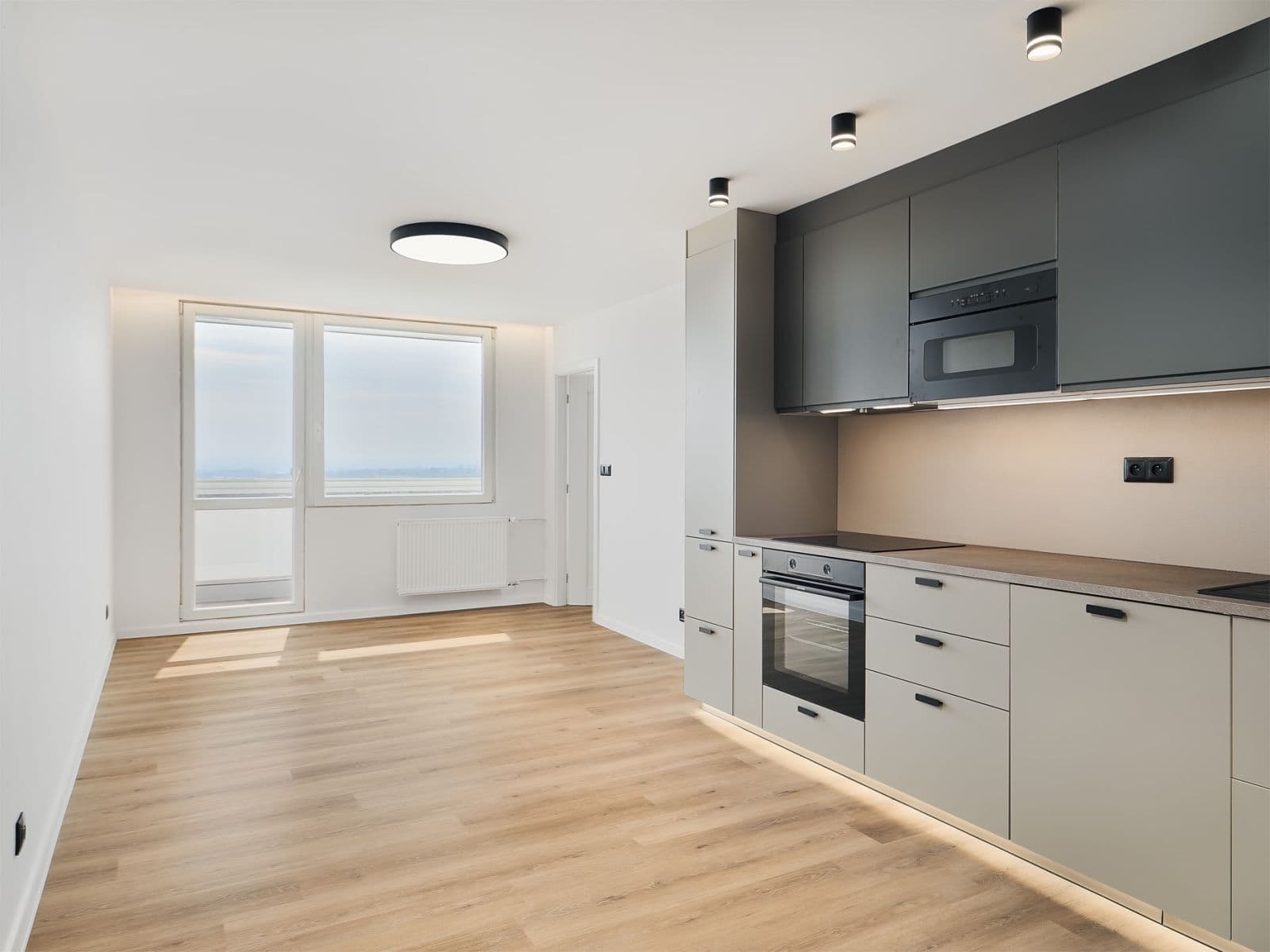 Predaj bytu 4-izbový 78 m², Hlavní, Praha, Praha Predaj bytu 4-izbový 78 m², Hlavní, Praha, Praha
