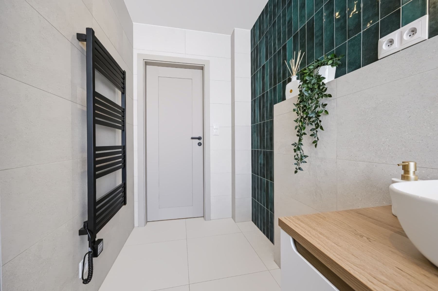 Predaj bytu 4-izbový 78 m², Hlavní, Praha, Praha Predaj bytu 4-izbový 78 m², Hlavní, Praha, Praha