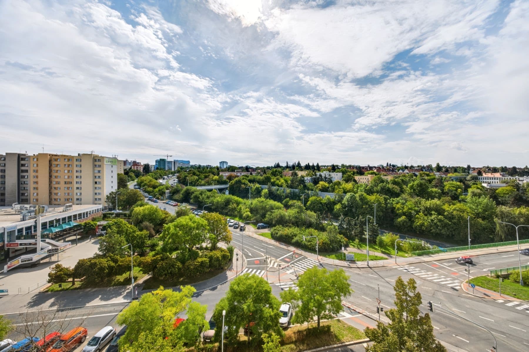 Predaj bytu 4-izbový 78 m², Hlavní, Praha, Praha Predaj bytu 4-izbový 78 m², Hlavní, Praha, Praha