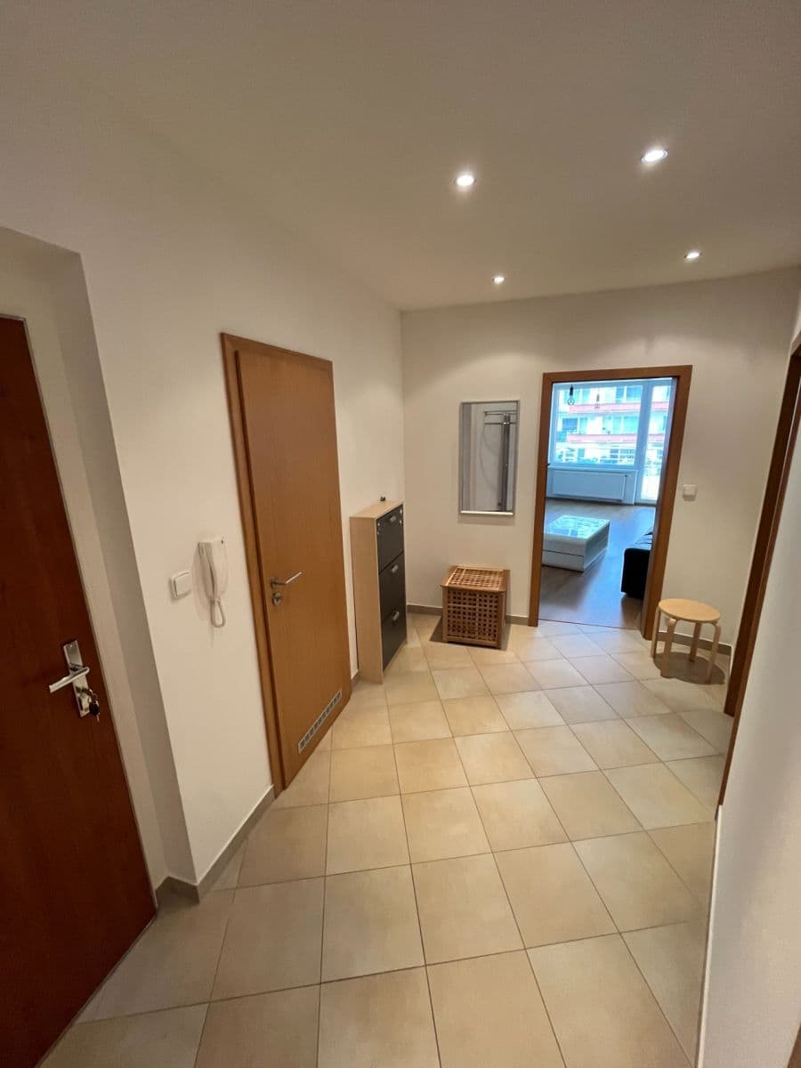 Predaj bytu 2-izbový 57 m², Pavla Beneše, Praha, Praha Predaj bytu 2-izbový 57 m², Pavla Beneše, Praha, Praha