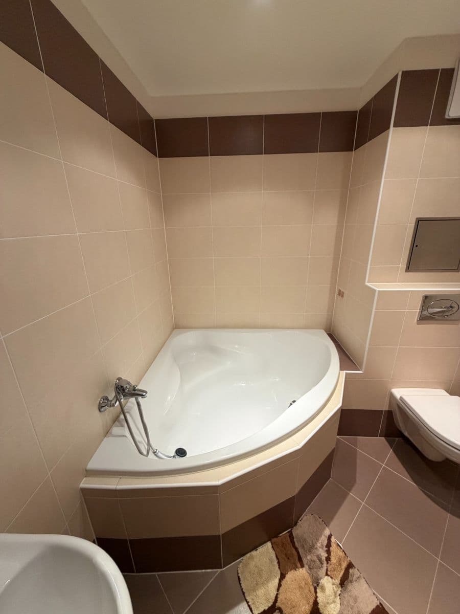Predaj bytu 2-izbový 57 m², Pavla Beneše, Praha, Praha Predaj bytu 2-izbový 57 m², Pavla Beneše, Praha, Praha