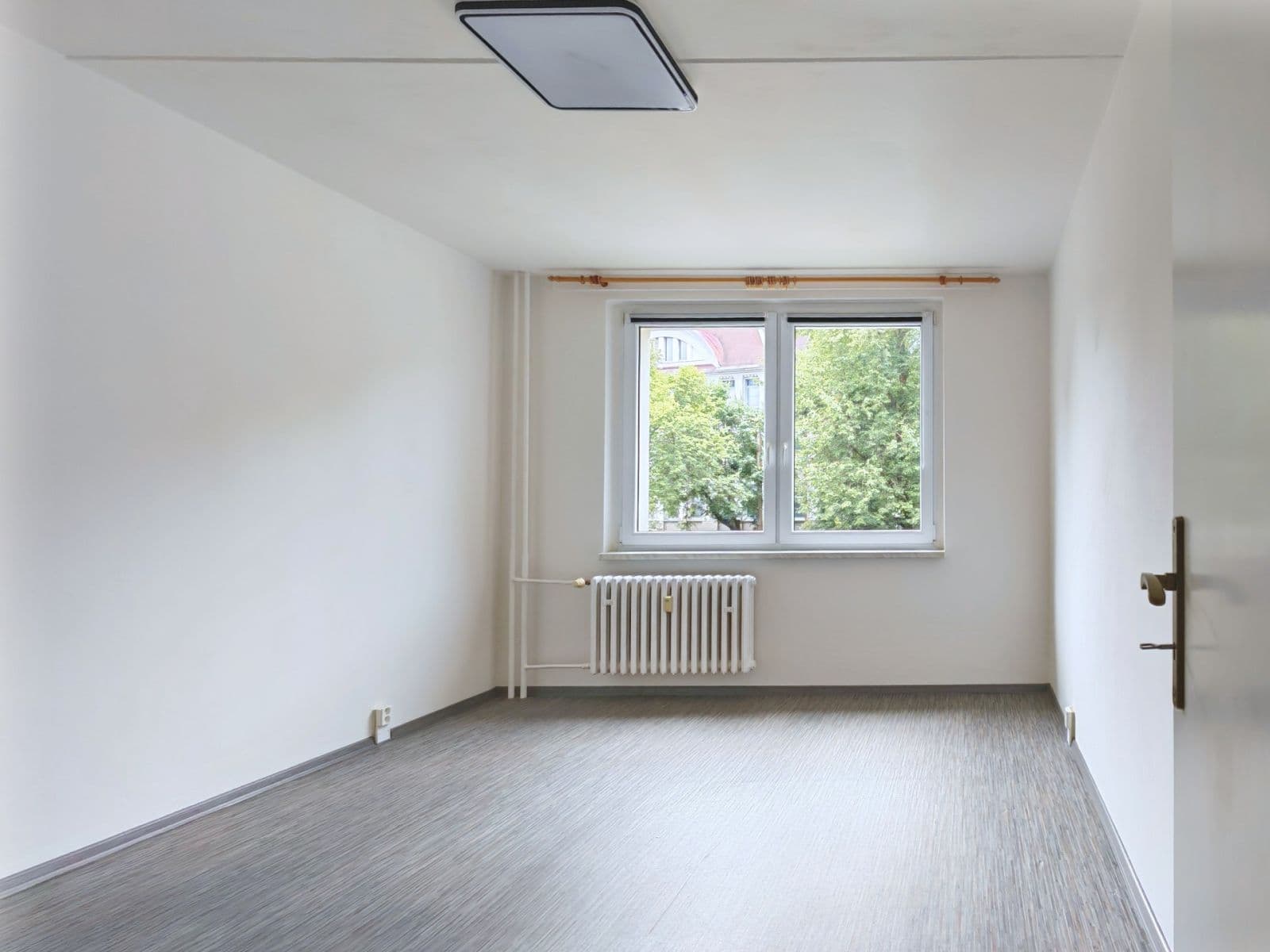 Prenájom bytu 2-izbový 56 m², Sibiřská, Aš, Karlovarský kraj Prenájom bytu 2-izbový 56 m², Sibiřská, Aš, Karlovarský kraj