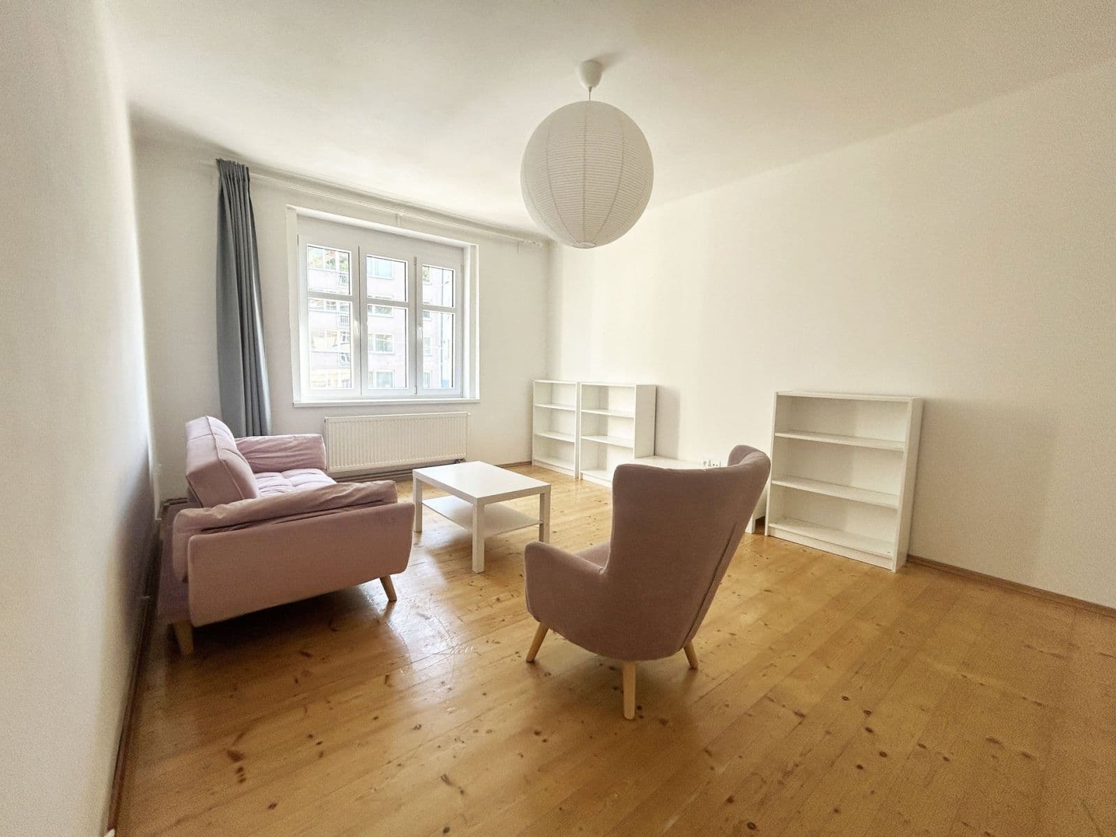 Prenájom bytu 2-izbový 59 m², Plzeňská, Praha, Praha Prenájom bytu 2-izbový 59 m², Plzeňská, Praha, Praha